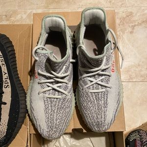 Yeezy 350 v2 Blue tint